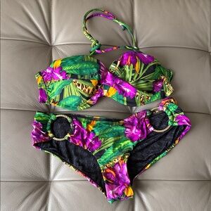 New Victoria's Secret Floral Bikini with Gold Accent size S
